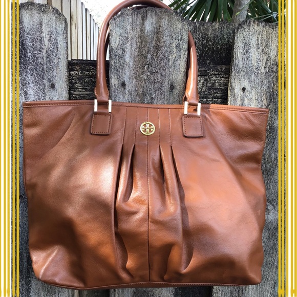 Tory Burch Handbags - 🎉3X HOST PICK🎉 Tory Burch Cordovan Tote